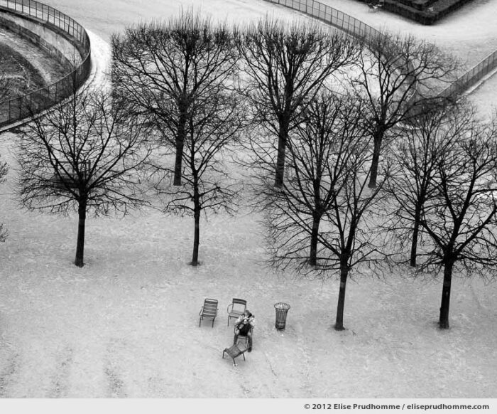 Espace or Space, Tuileries Garden, Paris, France, 2011 (part of the series Yours, Mine, Le Nôtre's) by Elise Prudhomme.