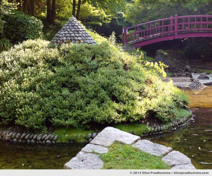 Modern Japanese Garden #4, Albert Kahn Garden, Boulogne-Billancourt, France, 2013 by Elise Prudhomme.