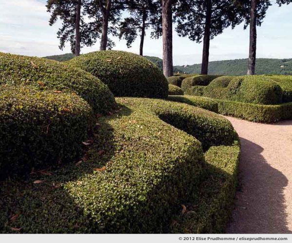 The Bastion #2, The Suspended Gardens of Marqueyssac, Vezac, France (series Notable Gardens of France) by Elise Prudhomme.