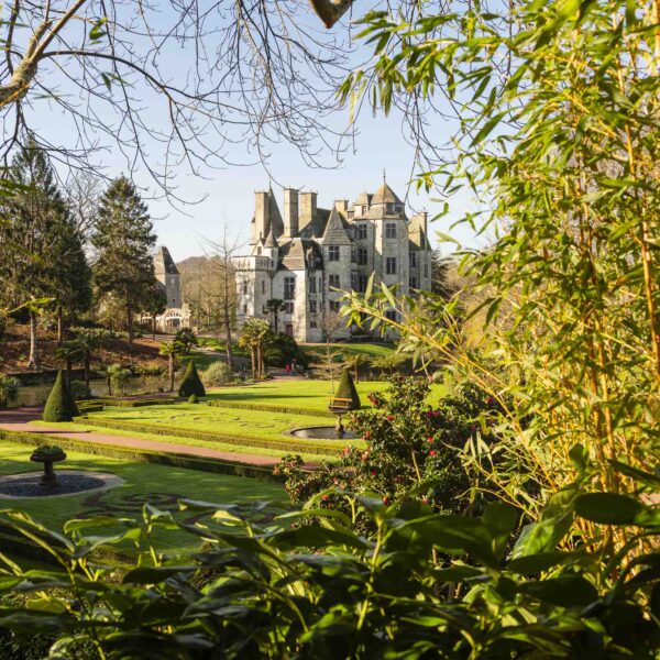 chateau-des-ravalet-lieux-exposition-elise-prudhomme