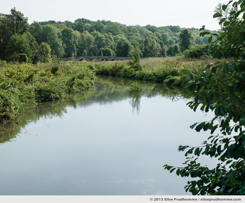 The valley of Anqueuil and the medieval bridge of Mons, Vaux-le-Vicomte Castle and Garden, Maincy, France, 2013 (series Yours, Mine, Le Nôtre's) by Elise Prudhomme.