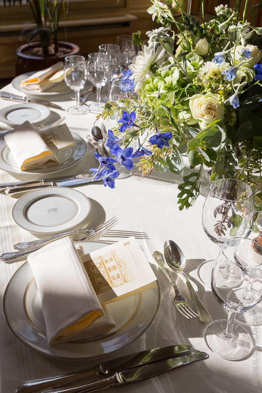 Table setting for formal dinner at wedding reception at the Cercle de l'Union Interalliée, Paris, France.