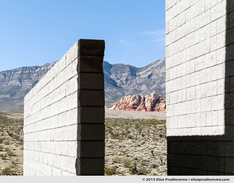 Desert Screen #1, Red Rock Canyon National Conservation Area, Nevada, USA. 2015 (series Wild Wild West) by Elise Prudhomme.