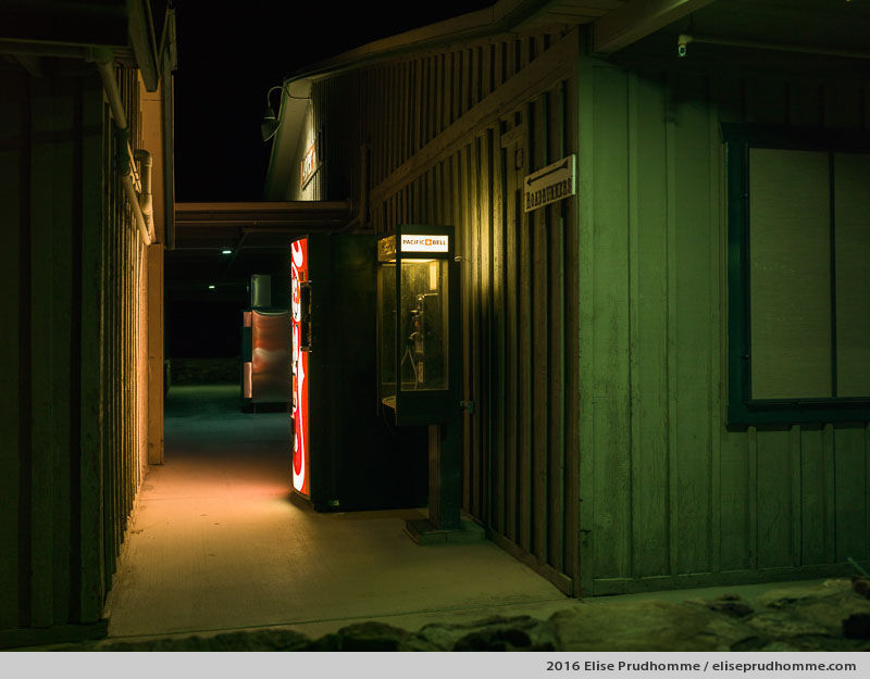 Ma Bell, Stovepipe Wells, California, USA, 2014 (series Wild Wild West) by Elise Prudhomme.